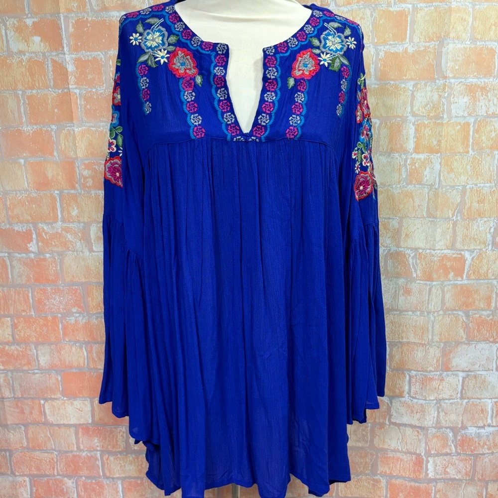 Avani Del Amour Embroidered Boho Crinkle‎ Gauze Bell Sleeve Tunic